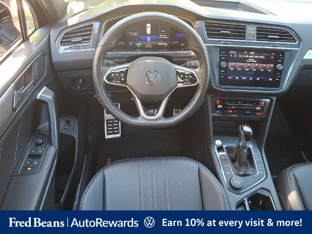 Certified 2024 Volkswagen Tiguan SE R-Line AWD/4WD image 15