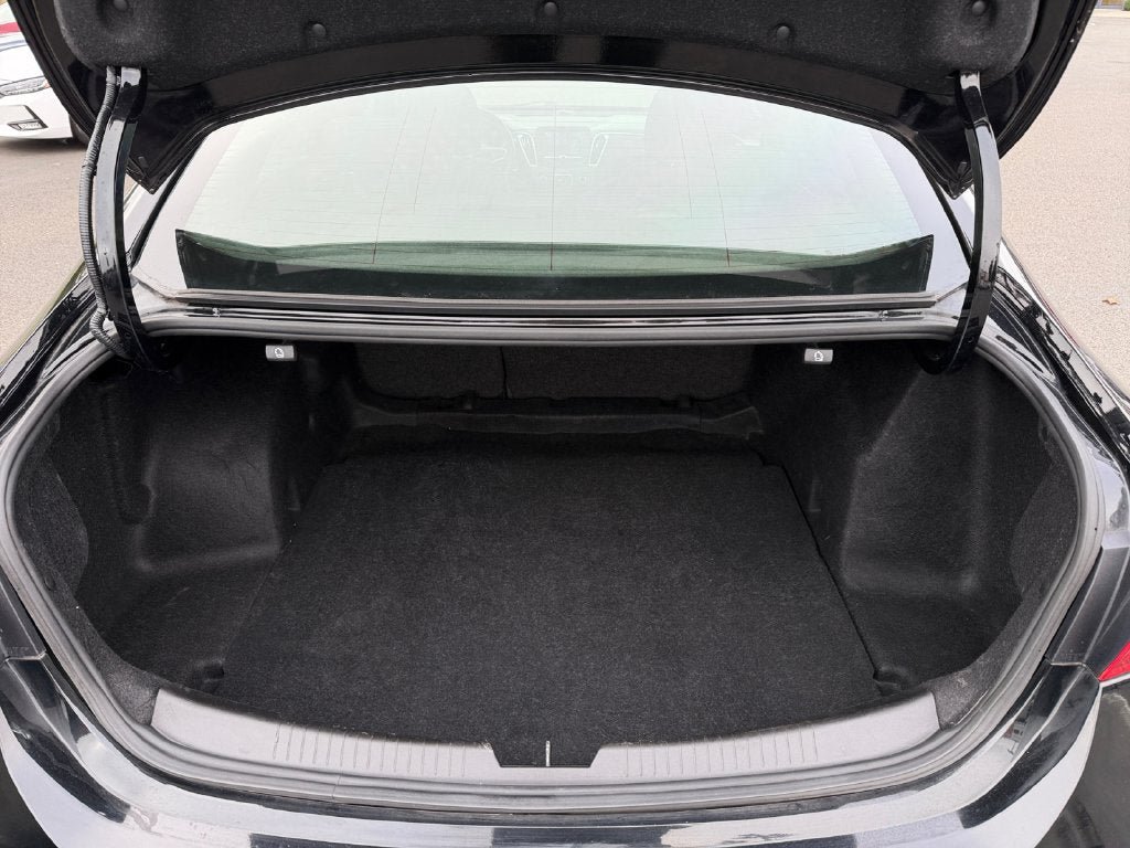 Used 2017 Chevrolet Malibu LS FWD image 22