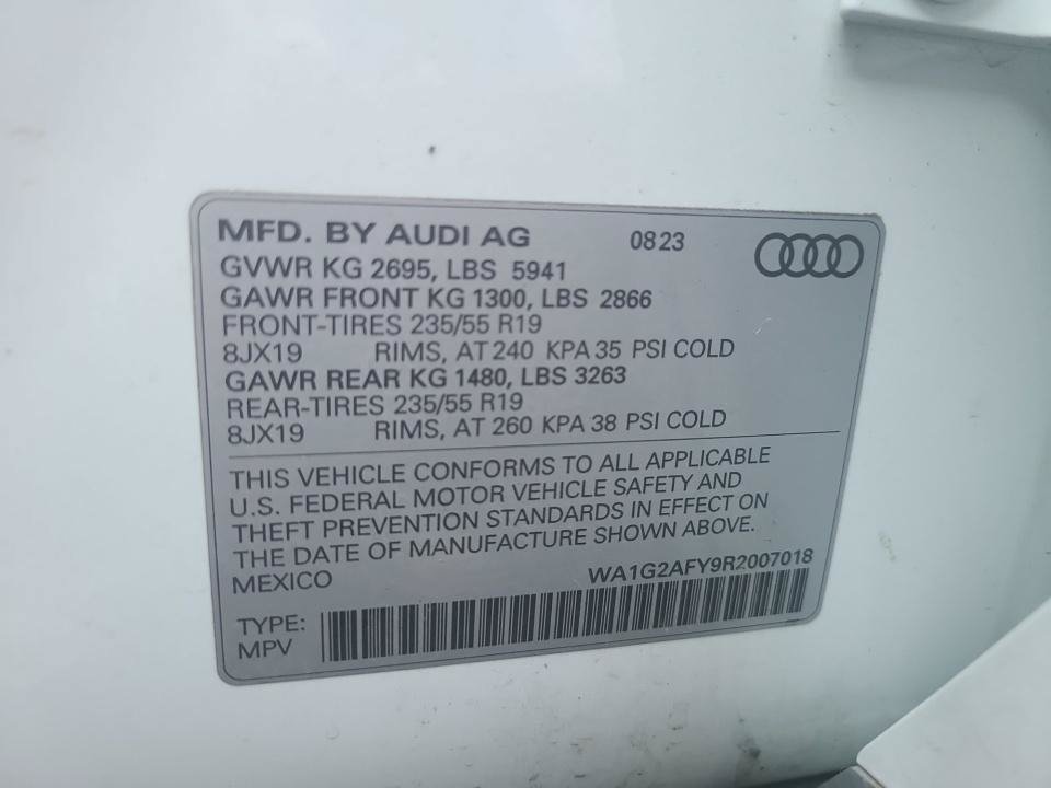 Used 2024 Audi Q5 e Premium AWD/4WD image 35