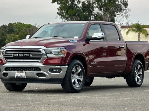 Used 2019 RAM 1500 Laramie AWD/4WD image 7