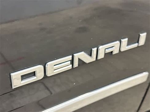 Used 2020 GMC Yukon Denali w/ Open Road Package image 23