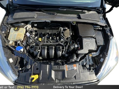 Used 2015 Ford Focus SE w/ SE Sport Package FWD image 12