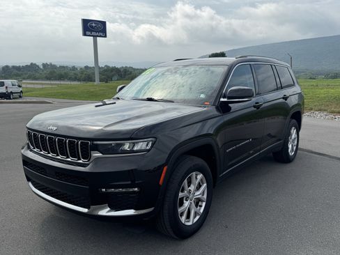 Used 2022 Jeep Grand Cherokee L Limited AWD/4WD image 8