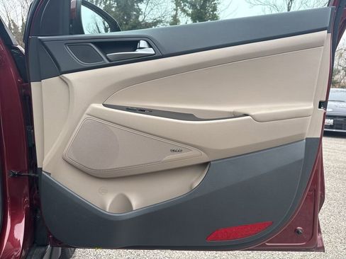 Used 2017 Hyundai Tucson Limited w/ Limited Ultimate Package 03 image 30