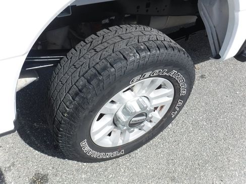 Used 2023 Ford F250 XL w/ XL Chrome Package AWD/4WD image 4