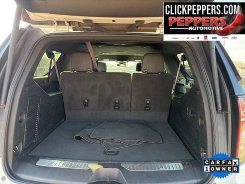 Used 2023 Chevrolet Suburban Premier image 13