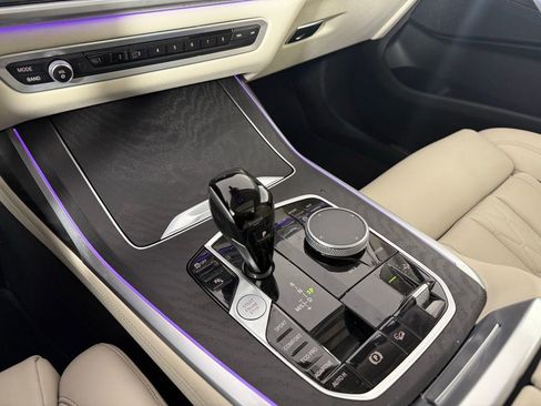 Certified 2022 BMW X7 xDrive40i image 17