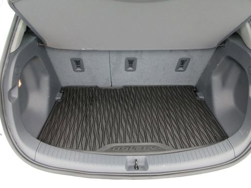 Certified 2019 Chevrolet Bolt Premier w/ Infotainment Package FWD image 11