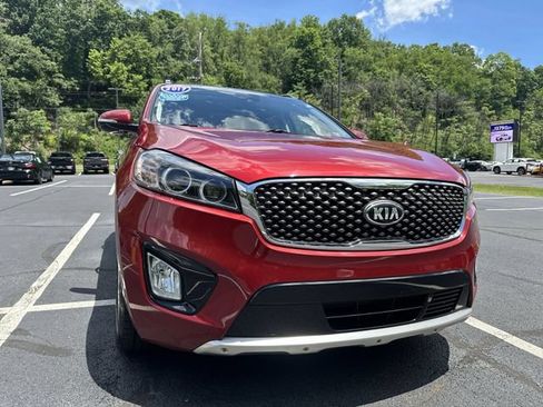 Used 2017 Kia Sorento SX AWD/4WD image 13