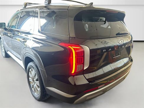Used 2023 Hyundai Palisade SEL image 5