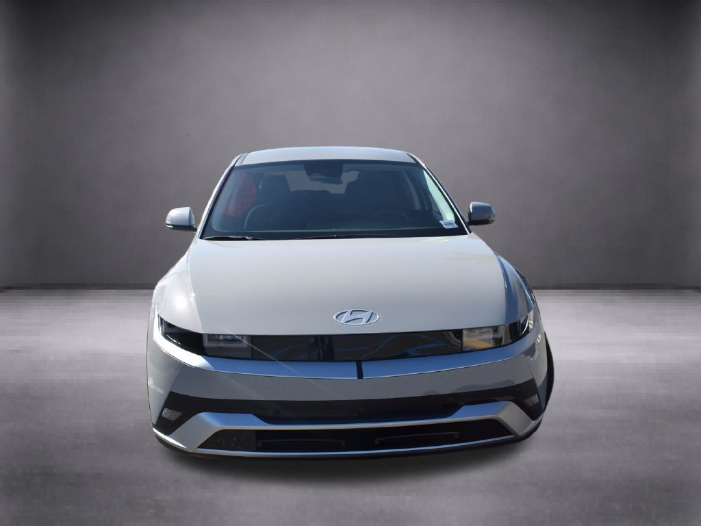 New 2026 Hyundai Ioniq 5 SEL RWD image 3