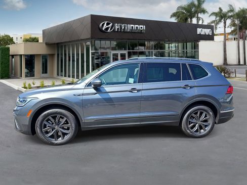 Used 2022 Volkswagen Tiguan SE FWD image 6