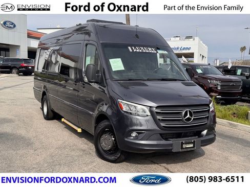 Used 2020 Mercedes-Benz Sprinter 4500 image 1