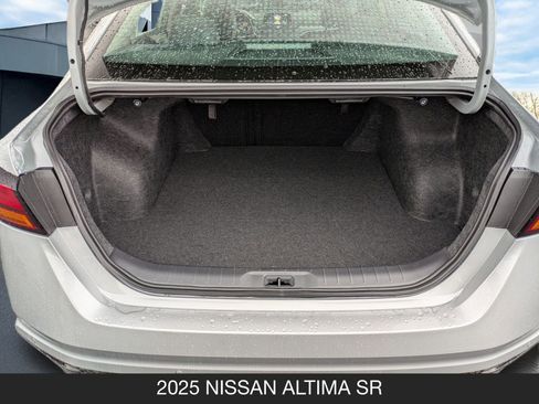 New 2025 Nissan Altima 2.5 SR image 20