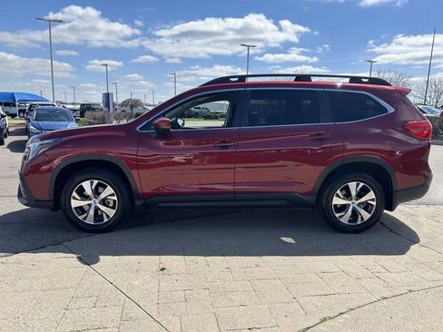 Certified 2025 Subaru Ascent Premium w/ Popular Package #2 AWD/4WD image 4