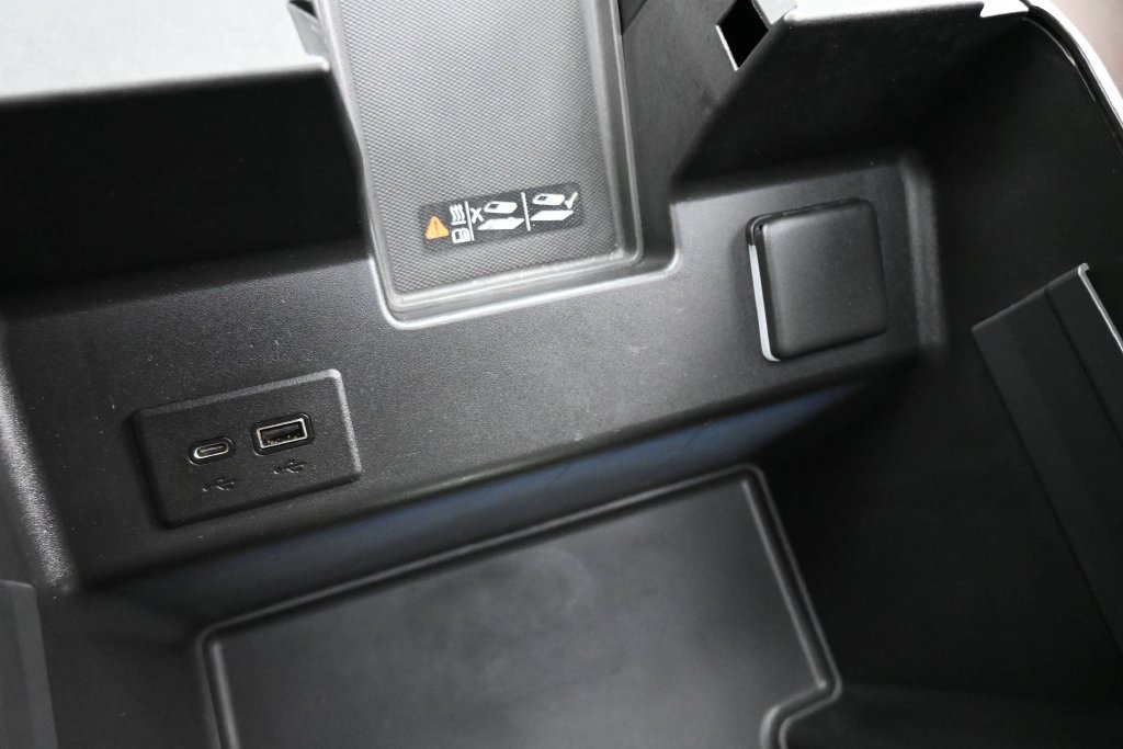 Used 2022 GMC Sierra 1500 Denali RWD image 15