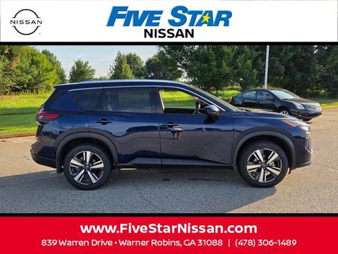 Used 2024 Nissan Rogue SL w/ SL Premium Package AWD/4WD image 15