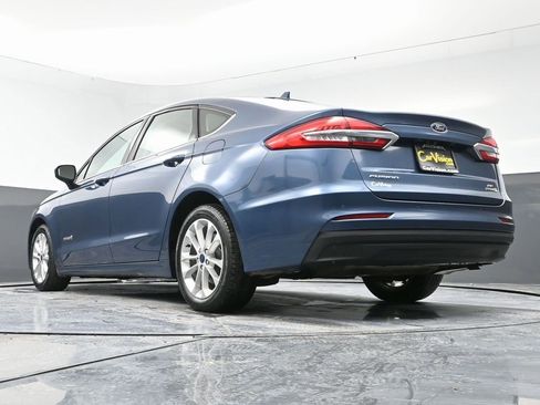 Used 2019 Ford Fusion SE image 50