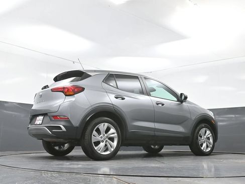 Used 2025 Buick Encore GX Preferred AWD/4WD image 49