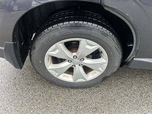 Used 2016 Subaru Forester 2.5i Premium AWD/4WD image 8