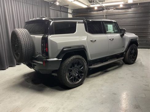 Used 2025 GMC Hummer EV 2X AWD/4WD image 8