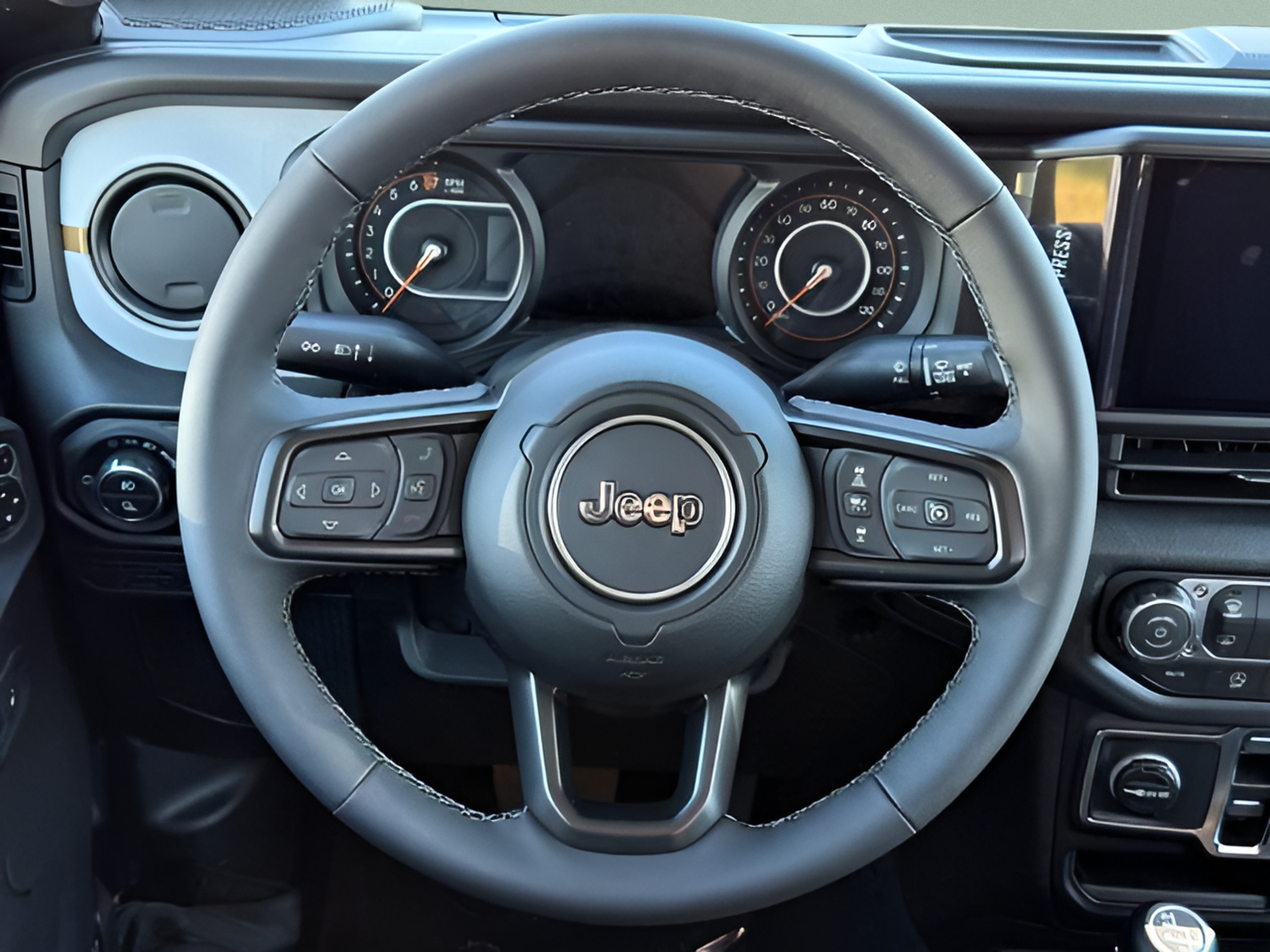 New 2026 Jeep Gladiator Sport AWD/4WD image 12