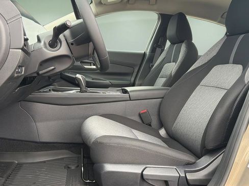 New 2026 Nissan Sentra SV FWD image 21