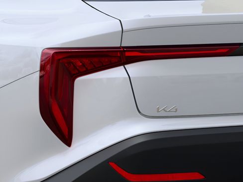 New 2025 Kia K4 EX image 11