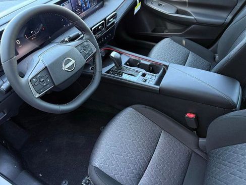 New 2026 Nissan Sentra SV w/ SV Convenience Package FWD image 15