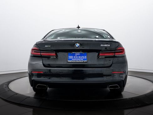 Used 2021 BMW 540i xDrive image 23