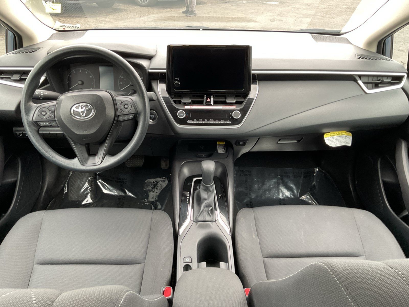 Used 2025 Toyota Corolla LE w/ LE Premium Package FWD image 15
