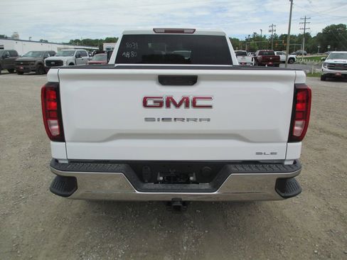 New 2026 GMC Sierra 1500 SLE w/ Max Trailering Package AWD/4WD image 7