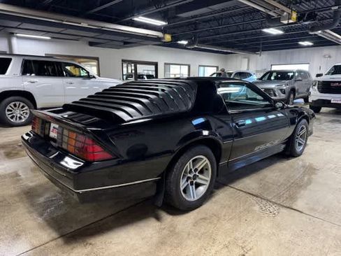 Used 1987 Chevrolet Camaro LT image 4