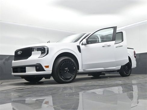 Used 2025 Ford Maverick Lobo image 72
