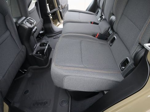 New 2026 Jeep Gladiator Sport image 11