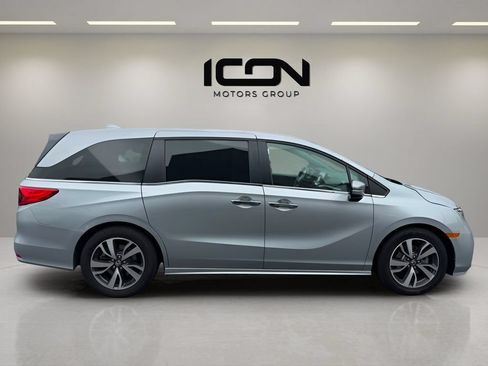 Used 2023 Honda Odyssey Touring image 6