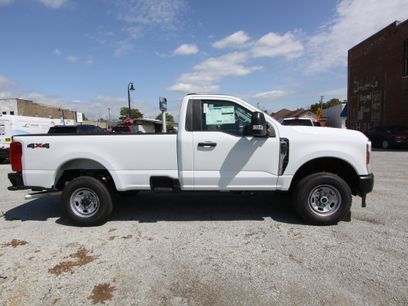 New 2026 Ford F250 XL w/ F-250 >10K GVWR Package