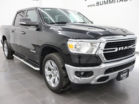 Used 2020 RAM 1500 Big Horn AWD/4WD image 2