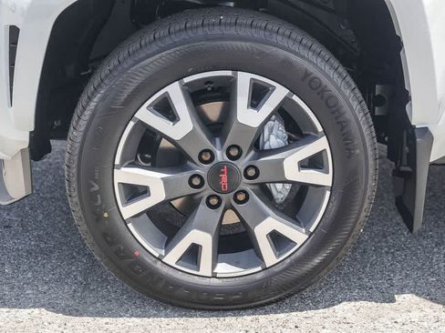 New 2026 Toyota 4Runner TRD Sport AWD/4WD image 11