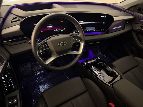 Used 2025 Audi Q6 e-tron Prestige w/ Black Warm Weather Package AWD/4WD image 4