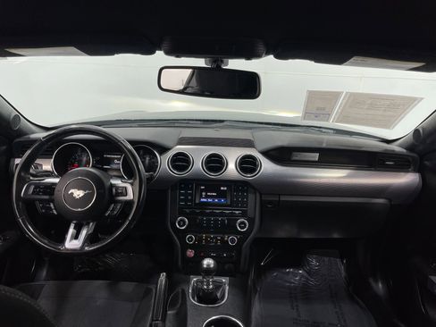 Used 2018 Ford Mustang GT RWD image 17