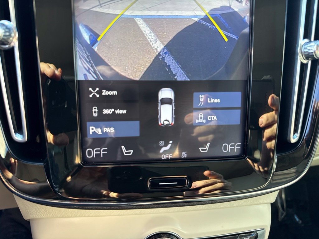 Used 2020 Volvo XC40 T5 Inscription AWD/4WD image 23