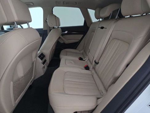 Used 2018 Audi Q5 2.0T Premium Plus w/ Premium Plus Package image 11