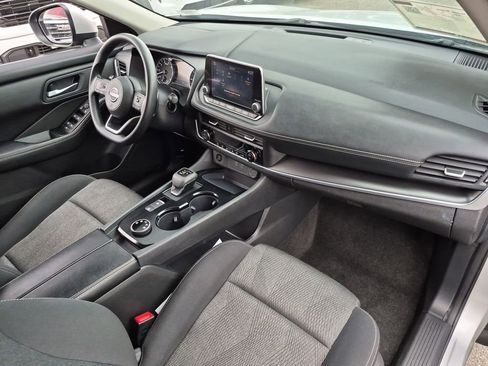Used 2024 Nissan Rogue SV AWD/4WD image 22