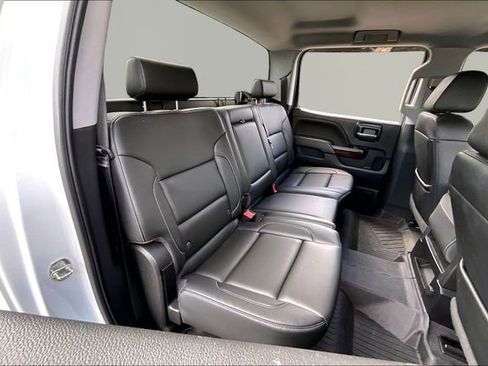 Used 2018 GMC Sierra 1500 SLT AWD/4WD image 17