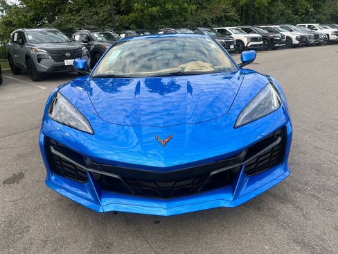 Used 2025 Chevrolet Corvette Z06 RWD image 35