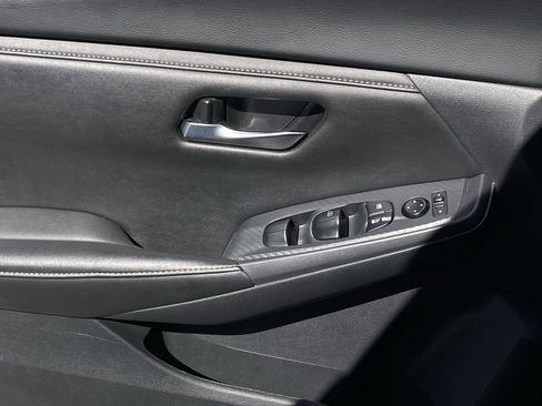 Used 2024 Nissan Sentra SV image 21