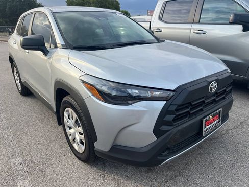 Used 2026 Toyota Corolla Cross L FWD image 3