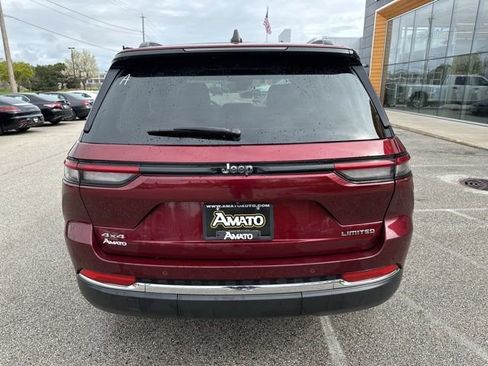 Used 2024 Jeep Grand Cherokee Limited AWD/4WD image 7