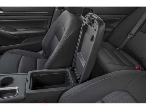 Used 2025 Nissan Altima 2.5 SV FWD image 55